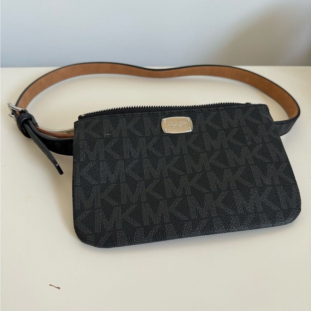 Michael Kors Belt Bag